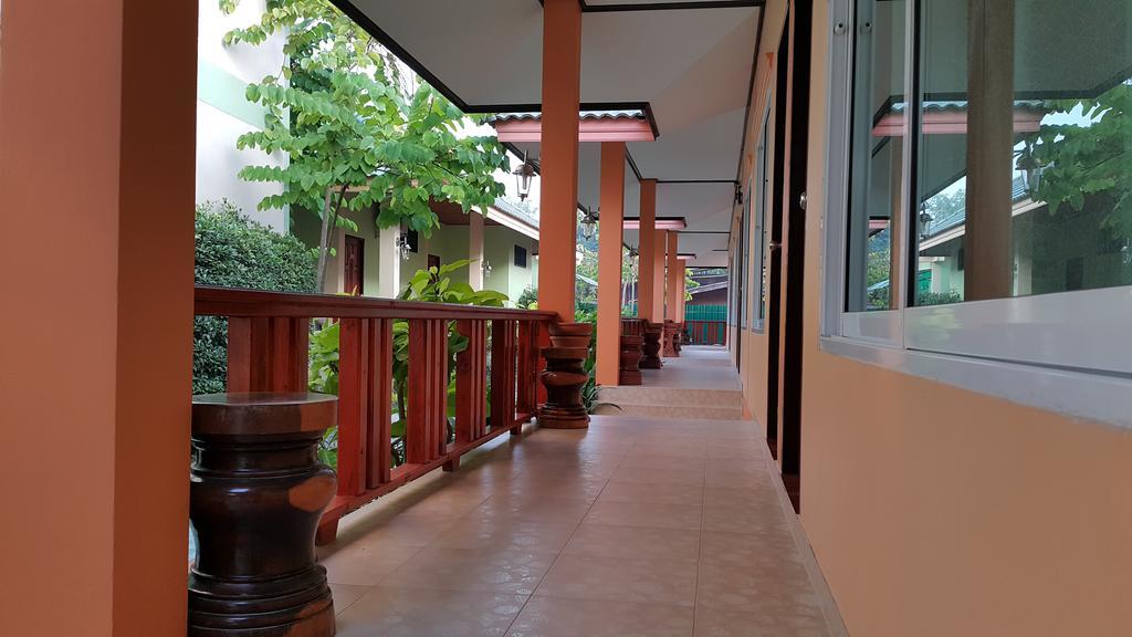 Ruen Narisra Resort Sukhothai Exterior foto
