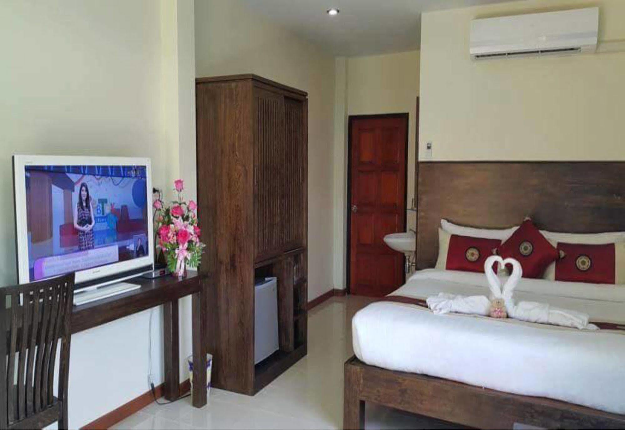 Ruen Narisra Resort Sukhothai Exterior foto